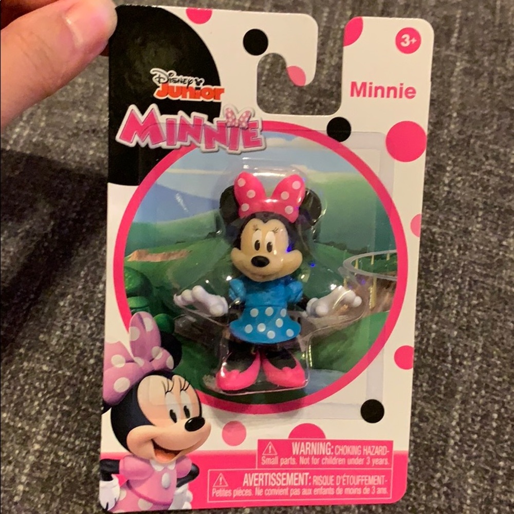 Disney Junior MInnie Mouse 2" figure